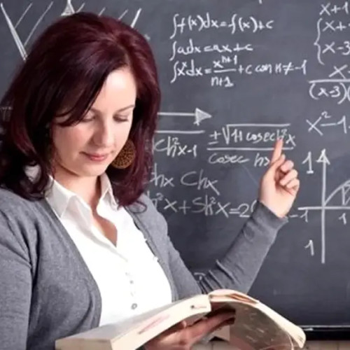 Profesor, secretar de stat în MEC: Dacă avem senzaţia că profesorul trebuie controlat, forţat, pus la îndoială să-şi facă treaba cât poate el de bine şi cu plăcere, cred că este cam greu