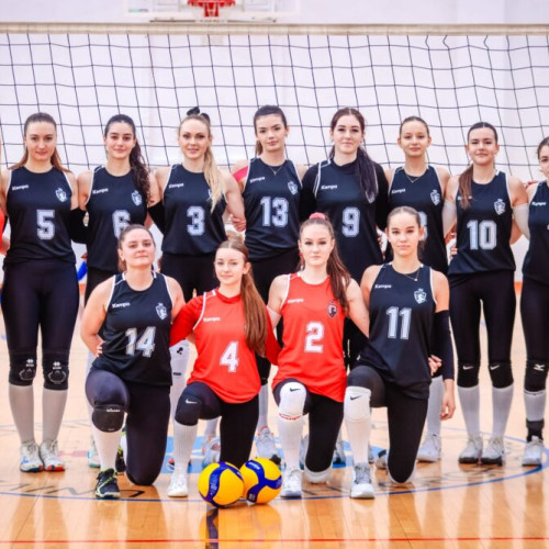 SPORT Echipa secundă a Primăriei București a bătut echipa Primăriei Iași