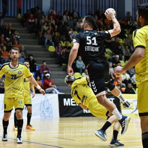 Handbal masculin: Minaur Baia Mare s-a calificat în sferturile European Cup după dubla cu finlandezii de la BK-46