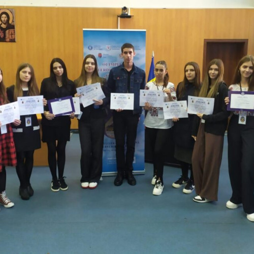 Cinci elevi din Iasi premiati la Olimpiada &quot;Cultura si Spiritualitate Romaneasca&quot;