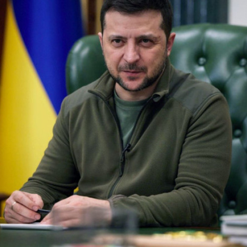 Ucraina a lansat un atac cu drone asupra unor aerodromuri militare din Rusia, inclusiv în zone îndepărtate precum Siberia, relatează AFP citată de Agerpres. Potrivit sursei, mai multe avioane au fost afectate, iar Moscova a confirmat că unele dintre acestea au "luat foc". Acest atac a avut loc cu o zi înainte de discuțiile de pace programate la Istanbul.