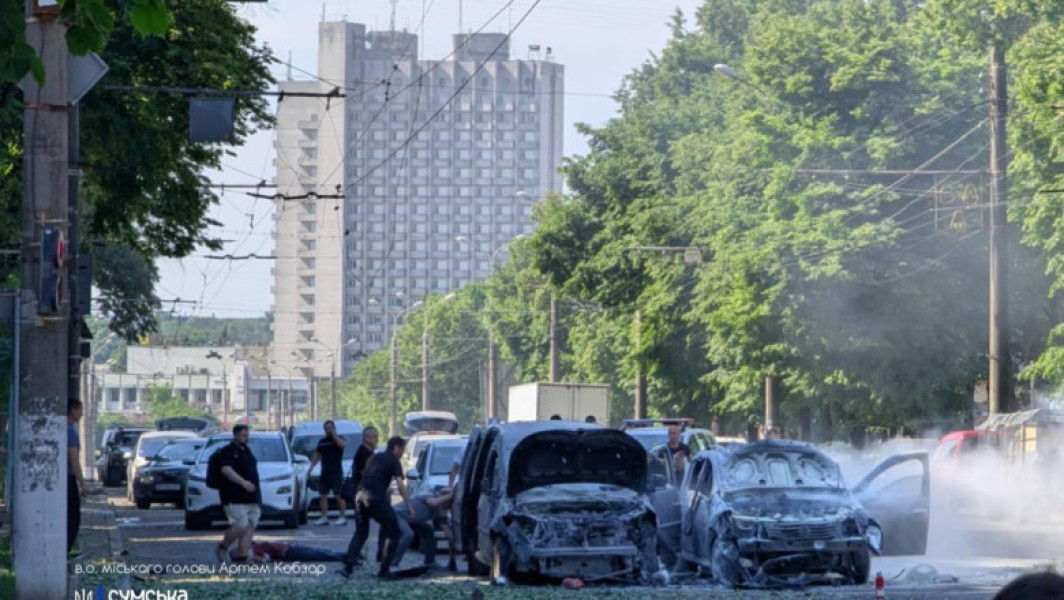 Trei morți și aproape 20 de răniți într-un atac rusesc asupra Sumi