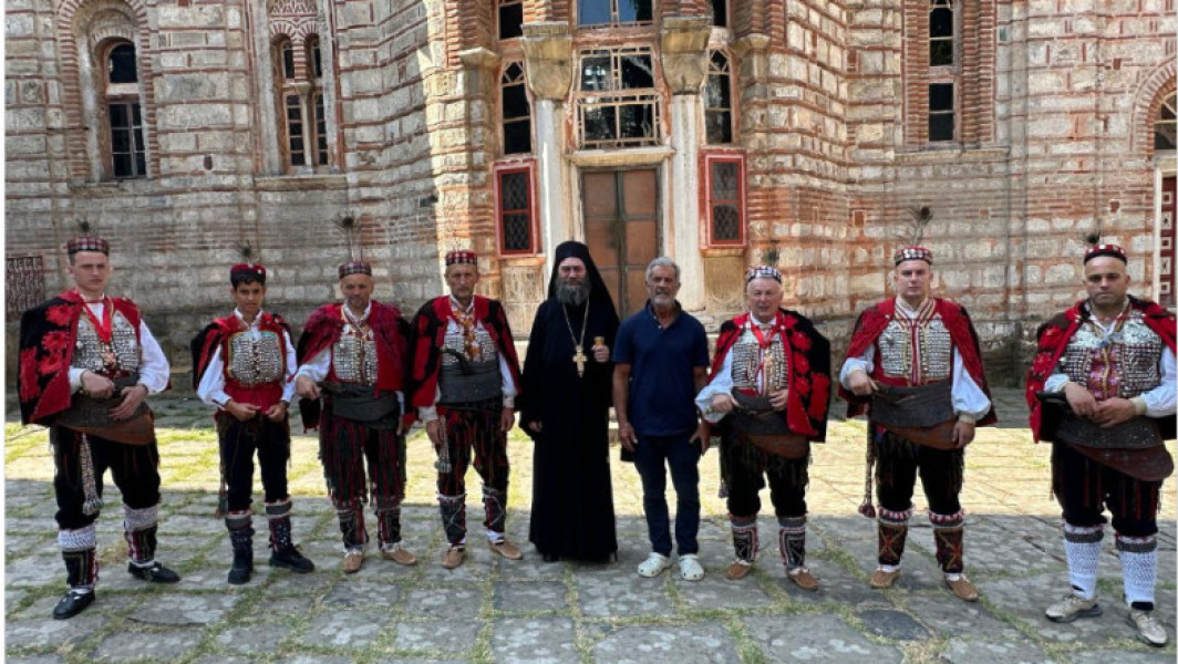 Video Mel Gibson a mers în pelerinaj la Muntele Athos. „Nu am simţit niciodată o legătură atât de profundă cu Dumnezeu”