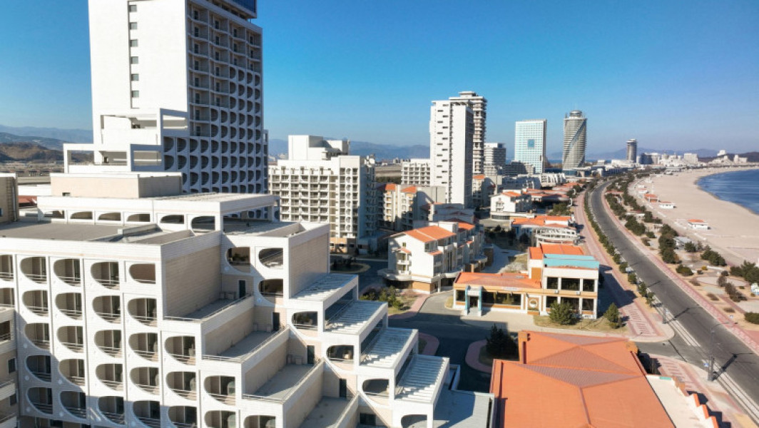 Stațiunea nord-coreeană în stil Benidorm a primit primii turiști ruși