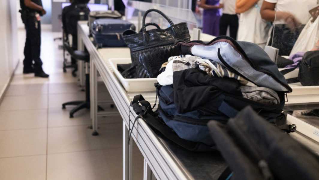 Pasagerii nu se vor mai descălța la controalele de securitate din aeroporturile americane, la 20 de ani de la implementarea regulii