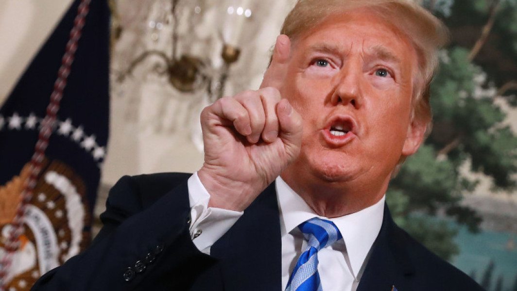 Noul ordin executiv al lui Donald Trump reclasifică angajaţii federali, facilitând concedierile. „Guvernul va fi condus ca o firmă”
