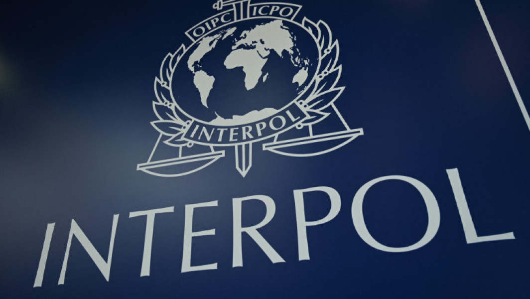Un fost ministru moldovean, suspectat de participare la ştergerea unor notiţe roşii ale Interpol, a fost inculpat în Franţa
