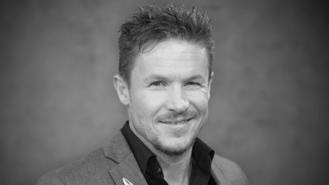 Primele rezultate ale autopsiei făcute lui Felix Baumgartner. Leziuni grave la coloana vertebrală, constatate de medicii legiști