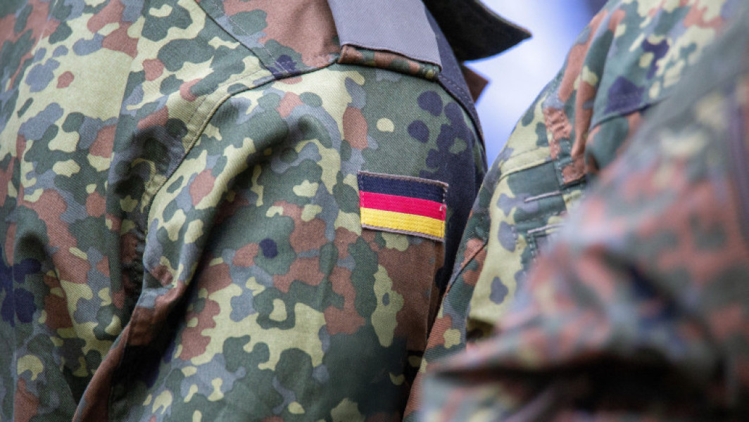 Cum își propune Germania să rezolve problema lipsei de personal din armată. Recrutare obligatorie urmată de voluntariat