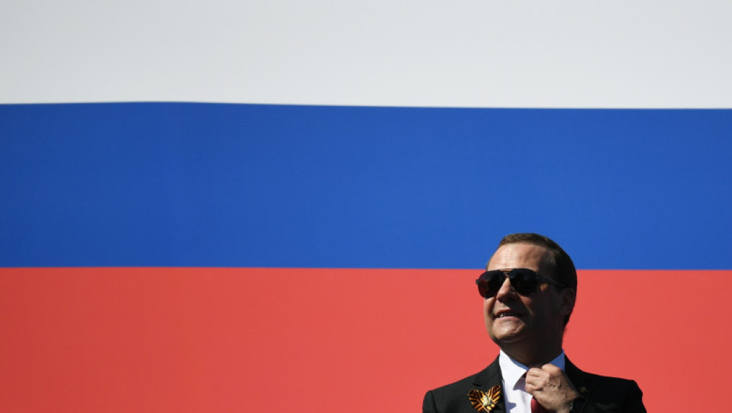 „Călătoria” lui Dmitri Medvedev: de la politician reformator la una dintre cele mai violente voci de la Kremlin