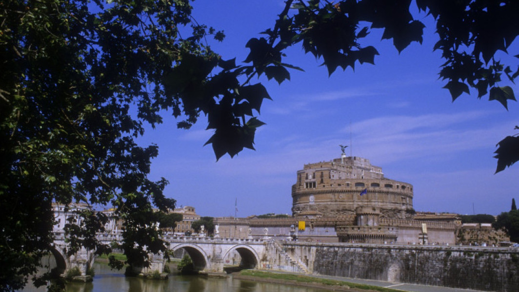 Roma va putea avea putere legislativă și autonomie financiară, printr-o reformă constituțională