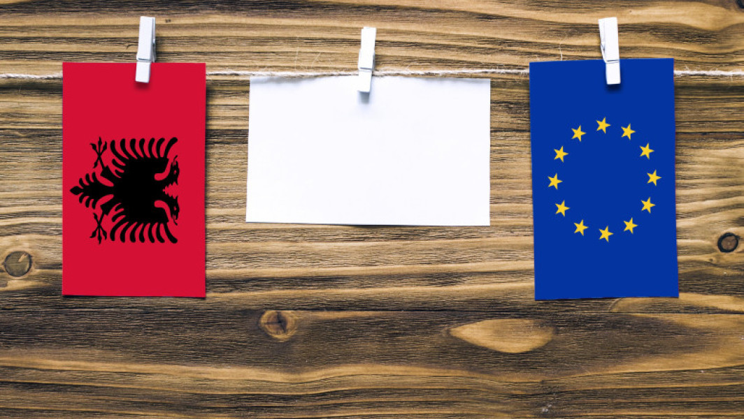 Corupția albaneză și inteligența artificială sau cum folosește Tirana tehnologia pentru integrarea în UE. Care sunt riscurile