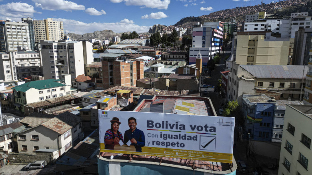 Alegeri în Bolivia: țara își alege noul președinte, iar dreapta pare să fie favorită, după decenii de socialism