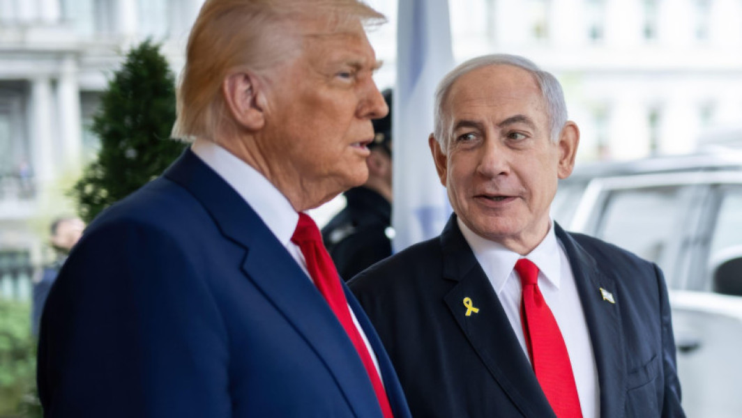 Trump îl cataloghează pe premierul israelian Netanyahu drept „erou de război”. ”Ca și mine, de altfel”