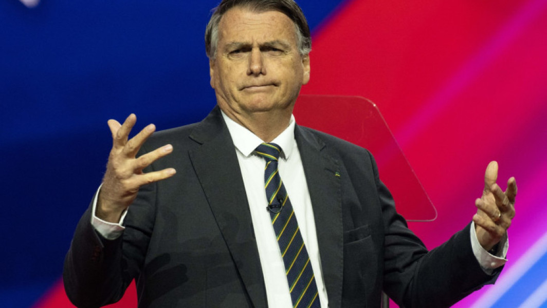 Bolsonaro a vrut să ceară azil politic în Argentina, pentru a evita urmărirea penală