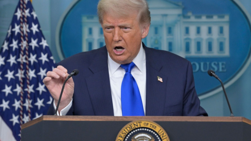 Donald Trump ține lumea cu sufletul la gură. Declarații din Biroul Oval, începând cu ora 19:00