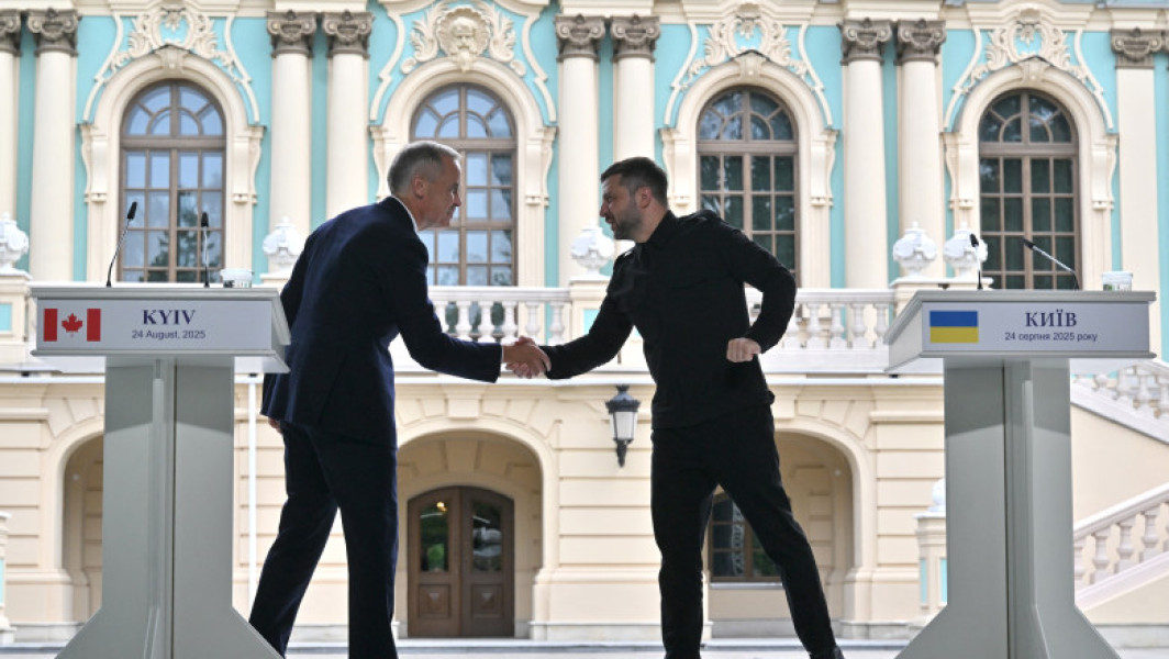 oficiali canadieni și ucraineni discuta despre garantii de securitate și prezența trupelor în Ucraina