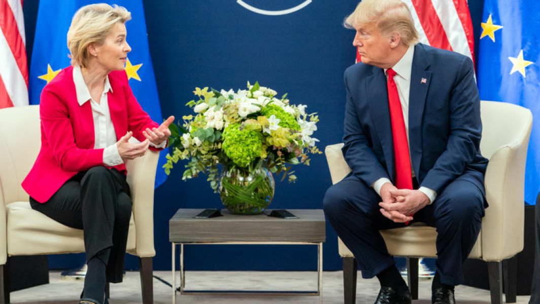 Ursula von der Leyen apără acordul comercial al UE cu Donald Trump