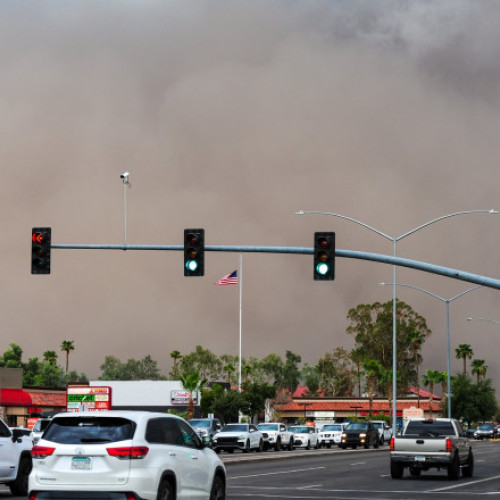 Furtună de praf și vijelie devastatoare în Phoenix, Arizona