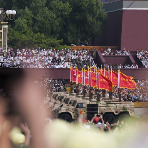 Xi Jinping declară că China este „de neoprit” la o paradă militară de amploare