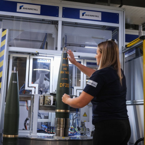 Criză de forţă de muncă la producătorii de armament din Europa