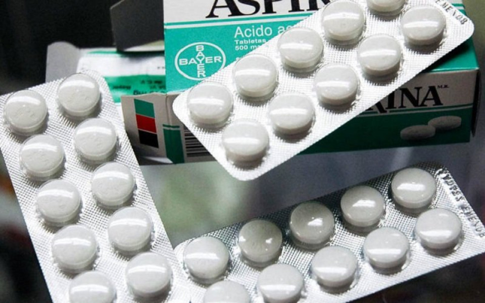 Aspirina poate reduce riscul de recidivă a cancerului colorectal după operație