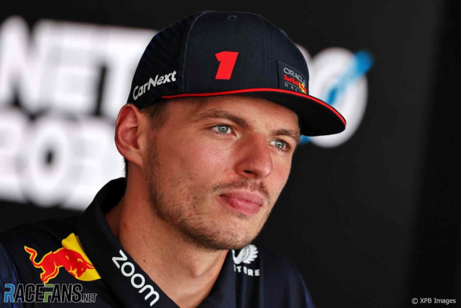Max Verstappen câștigă pole position-ul în calificările Marelui Premiu al Azerbaidjanului