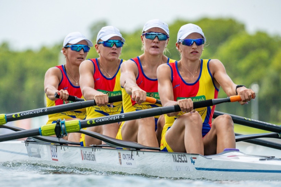 Echipajul feminin de patru rame a României a cucerit argintul mondial la Shanghai