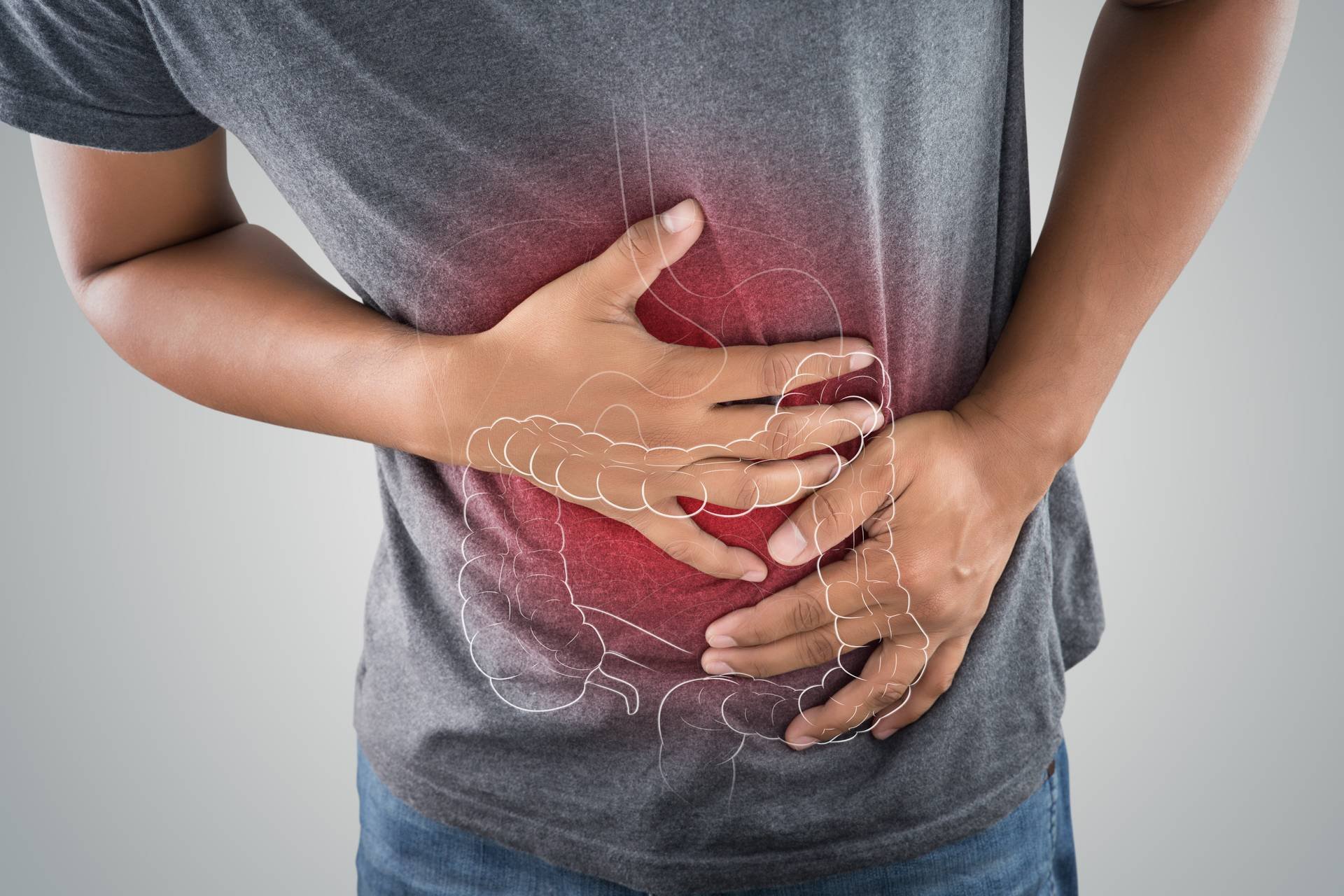 Sângerarea rectală, principalul semnal de alarmă pentru cancerul colorectal la tineri
