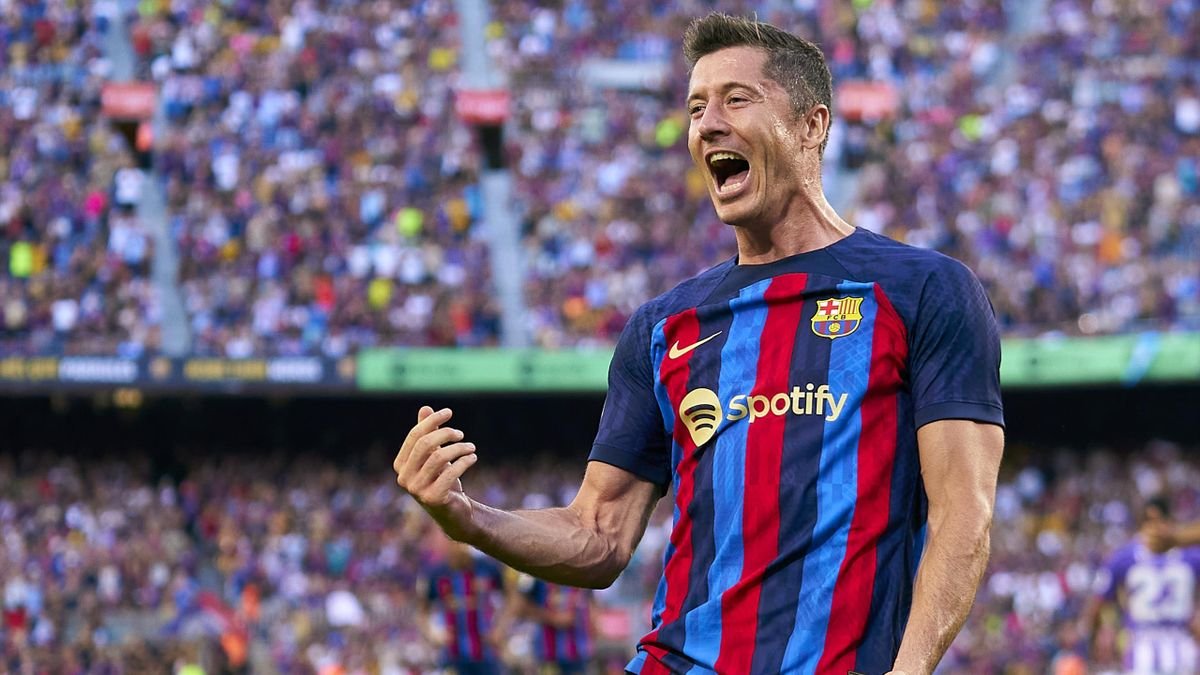 Robert Lewandowski este incert la Barcelona după o leziune la coapsă