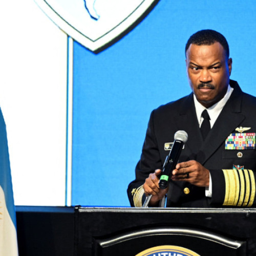 Amiralul Alvin Holsey demisionează înainte de termen din conducerea forţelor americane din America Latină
