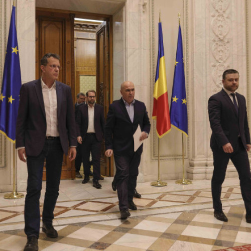 Disensiuni în coaliție privind majorarea salariului minim în 2026