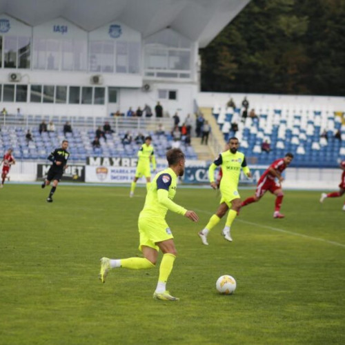 Politehnica Iași a învins CSM Pașcani cu 6-2 în amicalul de la Copou