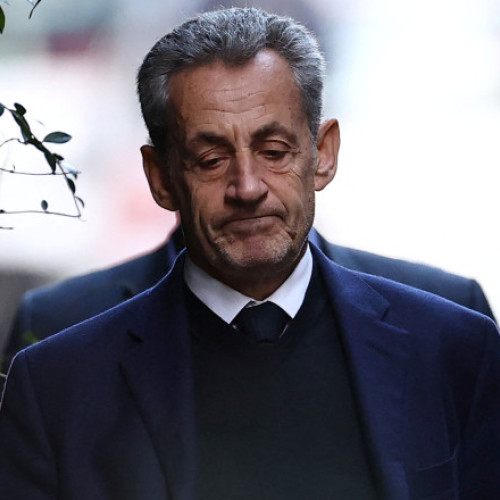 Fostul președinte Nicolas Sarkozy va fi protejat în închisoare de doi polițiști